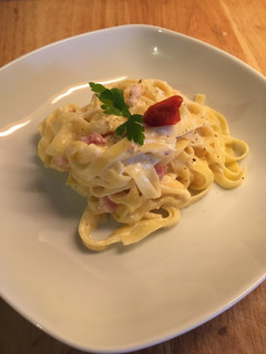 Una foto de Espaguetis a la Carbonara