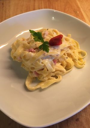 Una foto de Espaguetis a la Carbonara