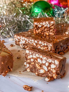 Una foto de Turrón Suchard saludable