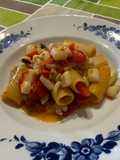 Pasta con seppie e pomodorini