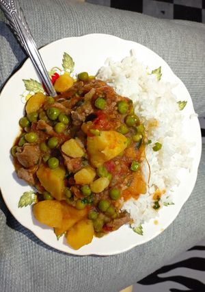 A picture of Minji with beef stew.