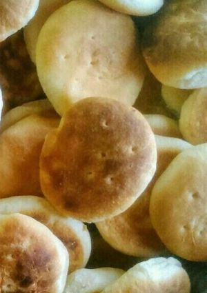 Una foto de Bollo casero - pan casero. para mate