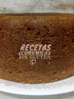 Una foto de Bizcocho XXL sin gluten en olla GM G