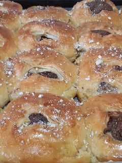 Una foto de Chahhda rellena con chocolate * postre marroquí riquísimo