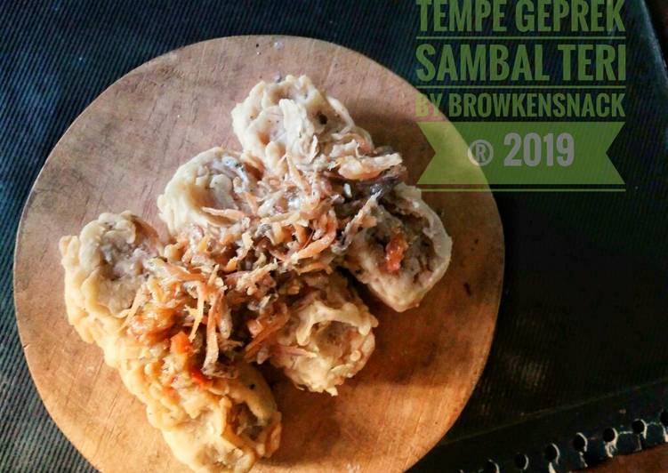 Langkah Mudah untuk Menyiapkan Tempe geprek sambal teri Anti Gagal