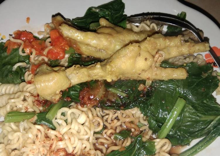 Mie indomie goreng,jadol