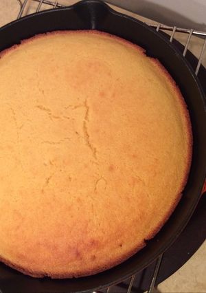A picture of Cast Iron Skillet Corn Bread.