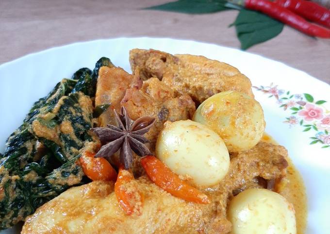 Ayam & telur puyuh masak daun singkong