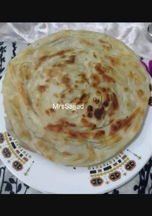 A picture of Special Lacha Pratha.