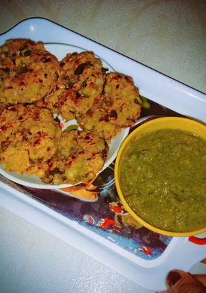 A picture of Sabudana Vada.