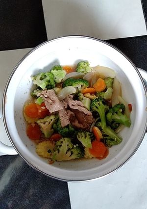 Foto resep Tumis sayuran daging