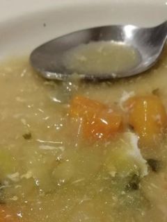 Una foto de Sopa pekinesa agripicante