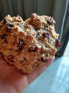 Una foto de Galletitas de avena, manzana, canela y pasas