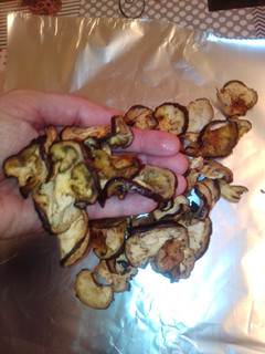 Una foto de Chips de berenjena