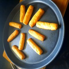 A picture of Cardamom stick.