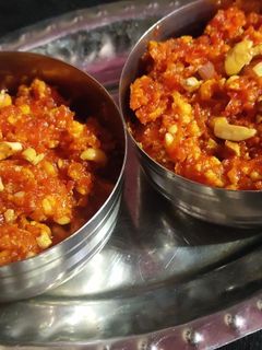 गाजर का हलवा (gajar ka halwa recipe in Hindi) रेसिपी मुख्य फोटो