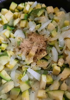 Una foto de Relleno fácil de zapallitos para tarta o cazuelas