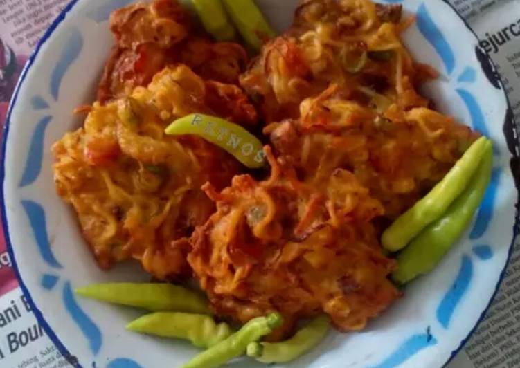 dari awal hingga akhir Membuat 14# Bakwan mie/jagung #BikinRamadanBerkesan yang bikin betah