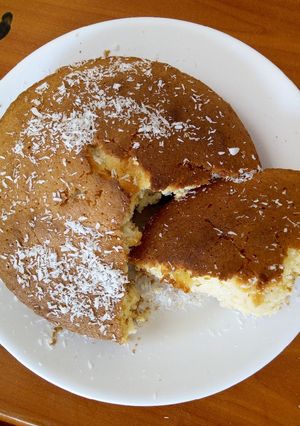 A picture of Coconut Cake.