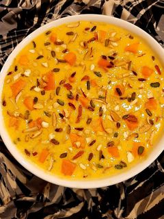 मैंगो फिरनी(mango firni recipe in Hindi) रेसिपी मुख्य फोटो