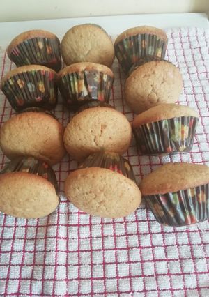A picture of Cinammon cupcakes.