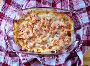 Foto di Pasta al forno di rapa rossa e salmone