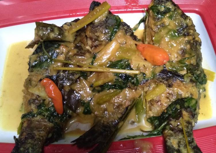 Langkah memasak Ikan kuah kuning kemangi😬😬😬👌👌 yang Bikin Ngiler