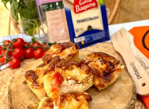 Foto principal de Mini quiches de pechuguita de pollo y semicurado en airfryer