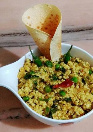 पनीर भुर्जी (Paneer bhurji recipe in hindi) रेसिपी मुख्य फोटो