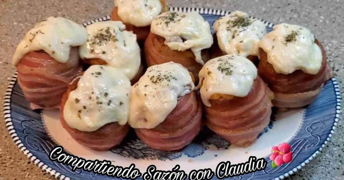 Papas rellenas con queso envueltas en tocino? Receta de Compartiendo sazón  con Claudia ?.- Cookpad