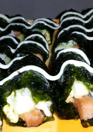 A picture of Spam and Egg Sushi Roll.