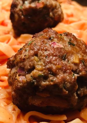Une photo de Boulettes de viande à la grecque