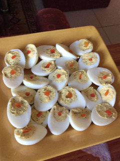 Una foto de Huevos rellenos
