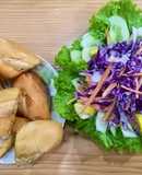 Combo salad trộn và bánh mỳ nướng bơ tỏi 🥖🍞🥗🥗