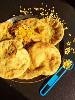 चना दाल पूरी (Chana dal puri recipe in Hindi) रेसिपी मुख्य फोटो