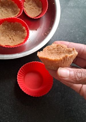 A picture of Marie biscuit Canapes.