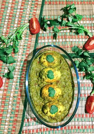 A picture of Hyderabadi Malai Egg Korma.