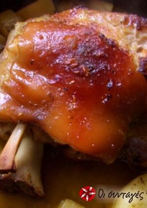 A picture of Pork shank in the Dutch oven.