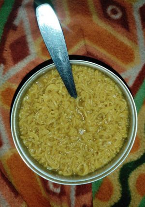 मैगी (maggi recipe in Hindi) रेसिपी मुख्य फोटो