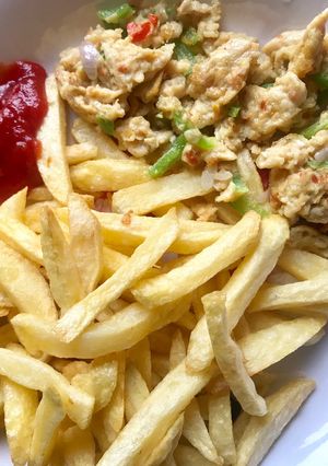 A picture of Chips and Scrambled eggs.