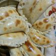 Empanada al horno de carne de soja