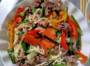 Hình của món Tim heo xào ngũ sắc.