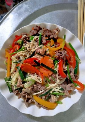 Hình của món Tim heo xào ngũ sắc.