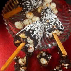 A picture of Makhana choco candy.