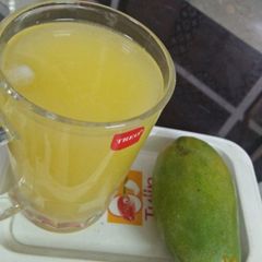 A picture of Mango fruti.