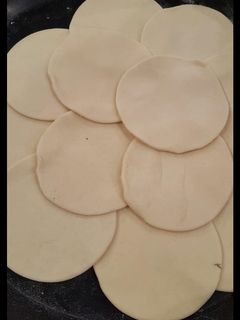 Una foto de Tapas de empanadas criollas