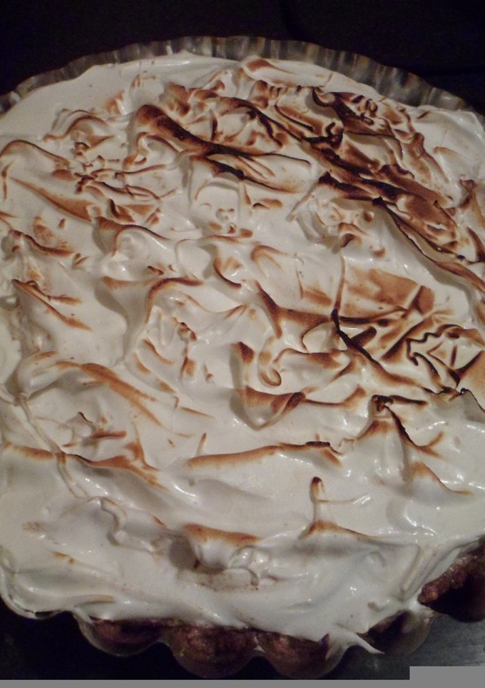 Una foto de Torta brownie merengada