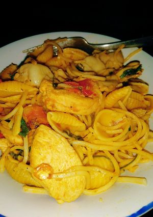 চিকেন পাস্তা নুডুলস(chicken pasta noodles recipe in Bengali) রেসিপির প্রধান ছবি