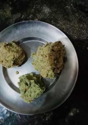 A picture of Chana chatpata chutney (Assamese called boot bota).