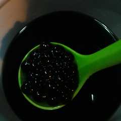 A picture of Bubble pearl homemade.